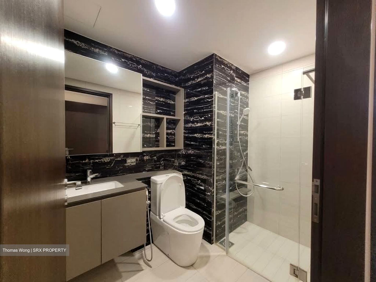 The Brownstone (D27), Condominium #596829381